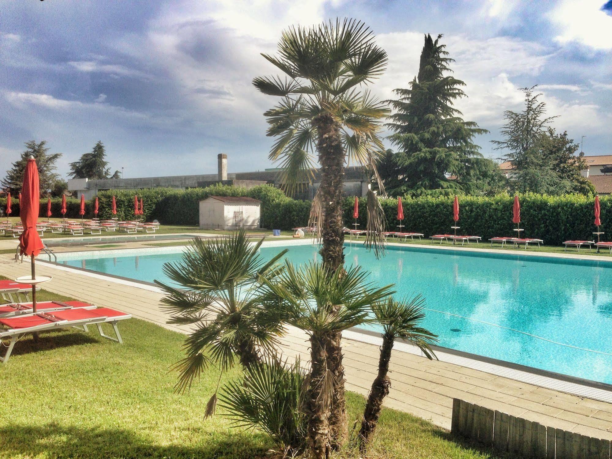 Hotel Ca' Brugnera Екстер'єр фото
