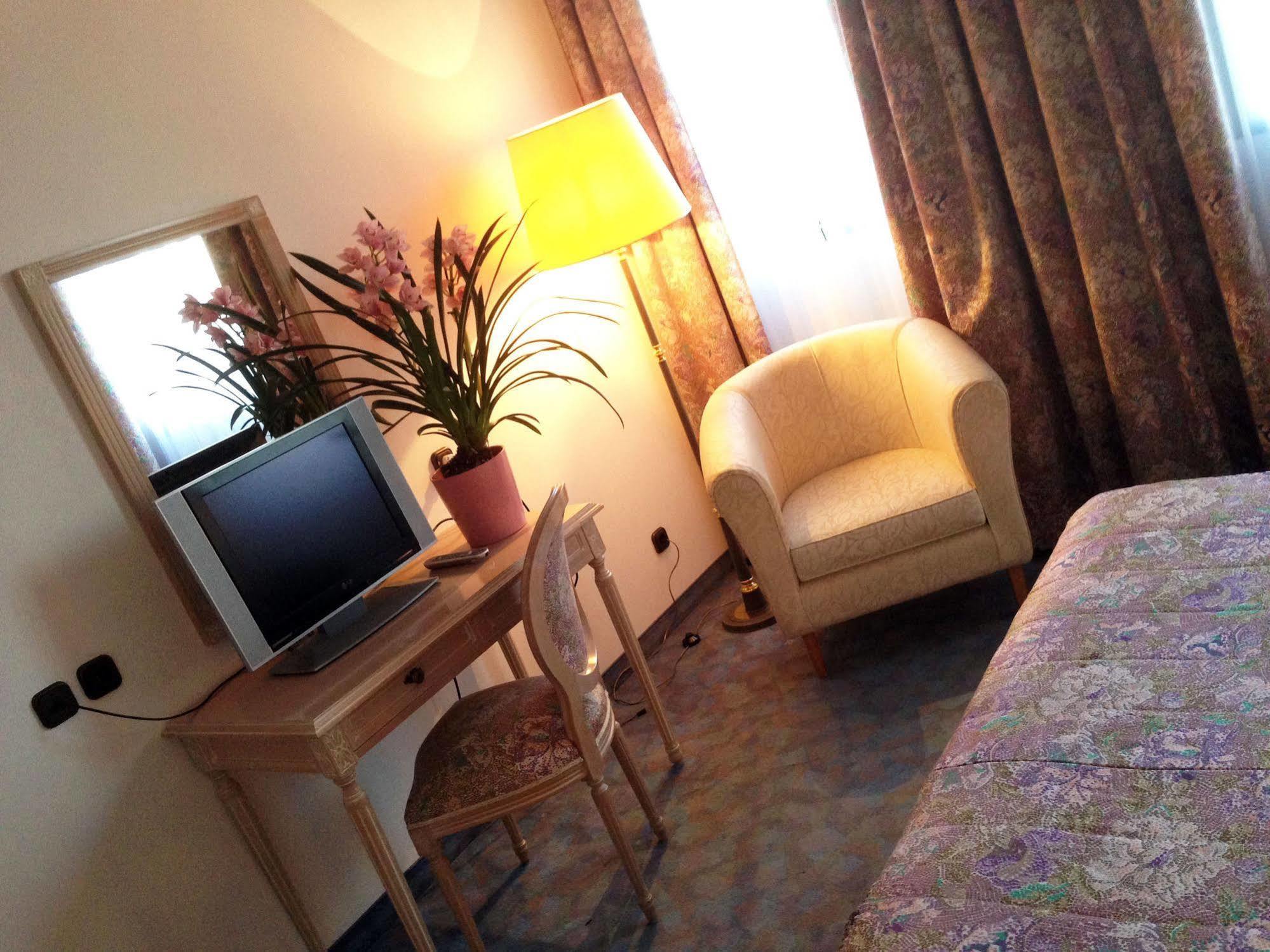 Hotel Ca' Brugnera Екстер'єр фото